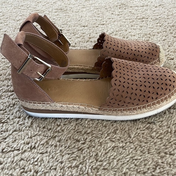 Gianni Bini Brown Perforated Espadrille Sandals - Picture 5 of 8